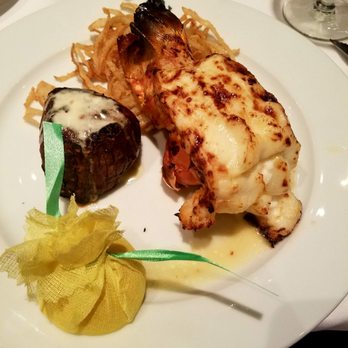 Hyde Park Prime Steakhouse - Surf and turf - Steakhouses Near Me - Akron, Ohio