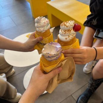 Somisomi - (Clockwise going from top right) Milk w/ Coconut Flakes + Side Strawberry | Ube and Milk w/ Sprinkles | Milk w/ Sprinkles - Desserts Near Me - Chandler, Arizona