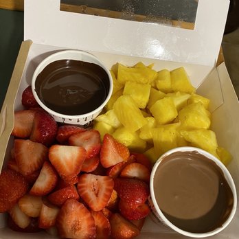 Chocolate Bash - Fruit And Dip Chocolate Plate with fresh strawberries, pineapple and both dark and milk chocolate. Delicious. - Creperies Near Me - Claremont, California