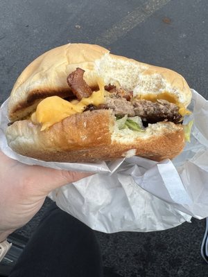 C & D Drive-In by null