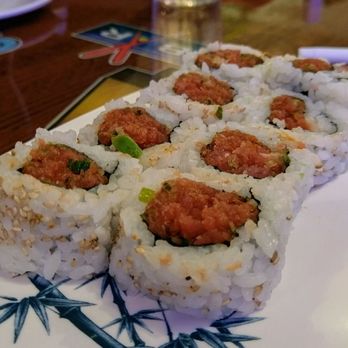 Jimmy's Sushi Bar - Spicy Tuna Roll - Sushi Bars Near Me - Seminole, Florida Jimmy's Sushi Bar - Spicy Tuna Roll - Sushi Bars Near Me - Seminole, Florida