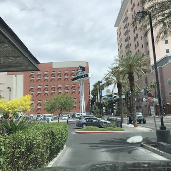 Starbucks - Starbucks - Coffee & Tea Near Me - Las Vegas, Nevada Starbucks - Starbucks - Coffee & Tea Near Me - Las Vegas, Nevada