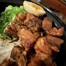 Really really dry and chewy meat (both chicken and pork) Really really dry and chewy meat (both chicken and pork)