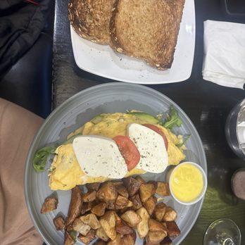Cafe Agora - Power Omelette - Breakfast & Brunch Near Me - Menomonee Falls, Wisconsin
