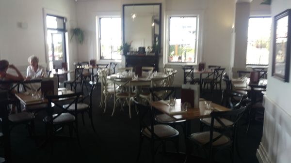 The Royal Hotel Mornington & Walter’s Dining Hall by null