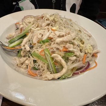 Shangeri La - Chicken mei fun - Asian Fusion Near Me - Bronx, New York