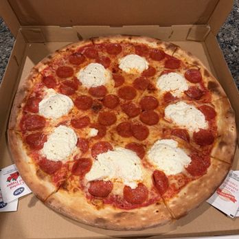 Brooklynz Pizza Rancho Cucamonga - Pepperoni + ricotta - Chicken Wings Near Me - Rancho Cucamonga, California Brooklynz Pizza Rancho Cucamonga - Pepperoni + ricotta - Chicken Wings Near Me - Rancho Cucamonga, California