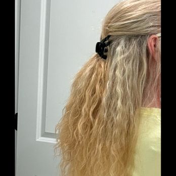 Tangerine Salon - HORRIBLE color, top Master at Dallas! NO REFUND! - Hair Salons Near Me - Dallas, Texas Tangerine Salon - HORRIBLE color, top Master at Dallas! NO REFUND! - Hair Salons Near Me - Dallas, Texas