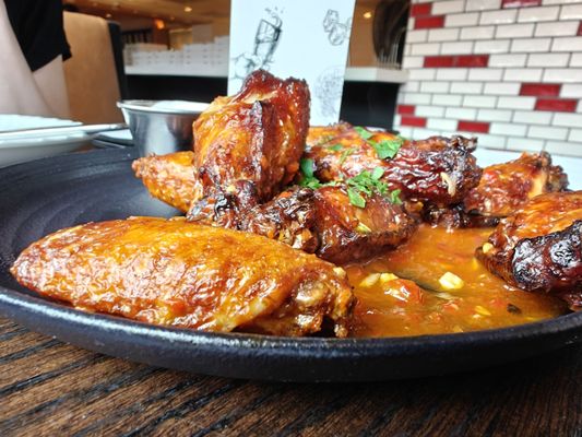 Sally's Apizza by null