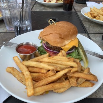 Brickhouse Tavern - American Near Me - Davidson, North Carolina Brickhouse Tavern - American Near Me - Davidson, North Carolina