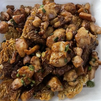 Kin Wah Chop Suey - Minute chicken cake noodle (no sauce yet) - Chinese Near Me - Kaneohe, Hawaii Kin Wah Chop Suey - Minute chicken cake noodle (no sauce yet) - Chinese Near Me - Kaneohe, Hawaii