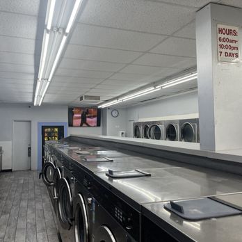 Launderland - Laundry Services Near Me - Thousand Oaks, California