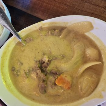 Rao Thai Eatery - Yellow curry with potatoes, onions, carrots and beef - Thai Near Me - Elk Grove, California Rao Thai Eatery - Yellow curry with potatoes, onions, carrots and beef - Thai Near Me - Elk Grove, California
