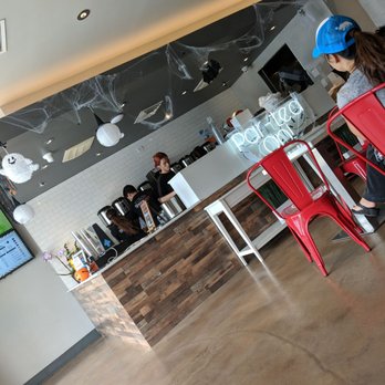 Sharetea - Par-tea on people! - Coffee & Tea Near Me - Fountain Valley, California