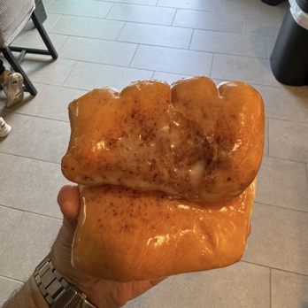 Donut Palace - Donuts Near Me - Clovis, California