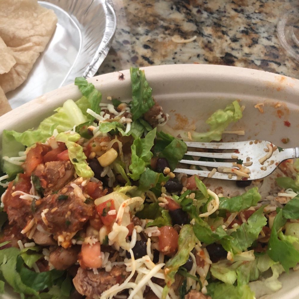 Chipotle Mexican Grill - Steak Bowl - Mexican Near Me - Alexandria, Virginia