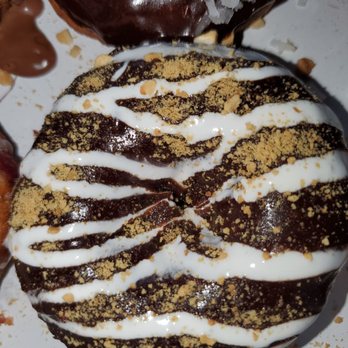 Duck Donuts - S'more - Donuts Near Me - Mamaroneck, New York