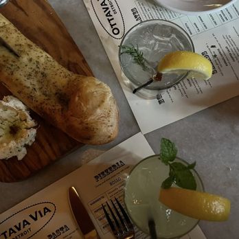 Ottava Via - Bread Service - Pizza Near Me - Detroit, Michigan