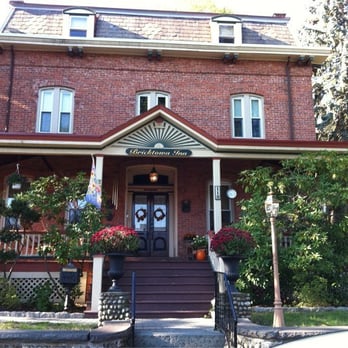 Bricktown Inn Bed and Breakfast - Hotels Near Me - Haverstraw, New York