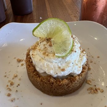 Naaman's BBQ - Key lime pie - Barbeque Near Me - Texarkana, Texas