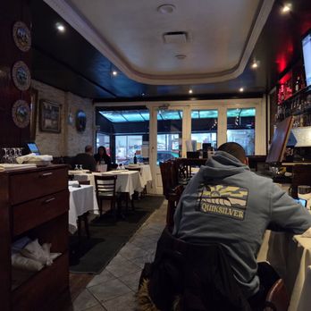 Bistro Punta Sal - Peruvian Near Me - Woodside, New York