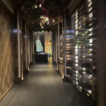 The Alston - I aside - Steakhouses Near Me - Chicago, Illinois