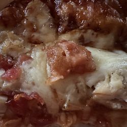 Main Street Pizza - Specialty chicken barbecue pizza