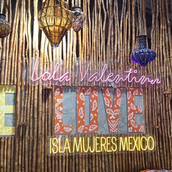 Lola Valentina - Seafood Near Me - Isla Mujeres, ROO