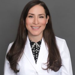 Harvard Eye Associates - San Clemente - Connie M. Sears, MD
Oculofacial Plastic & Reconstructive Surgery Specialist