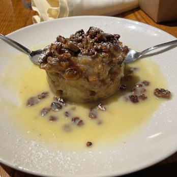 Glacier BrewHouse - Amazing bread pudding! - American Near Me - Anchorage, Alaska