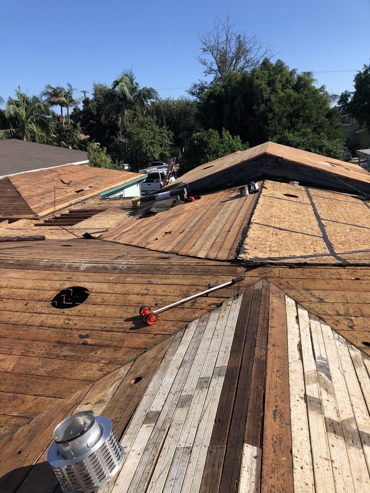 Slide of Lopez Roofing