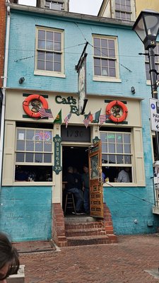 Cat's Eye Pub by null