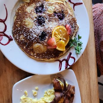Swamis Cafe - Blueberry banana pancakes - Breakfast & Brunch Near Me - Escondido, California Swamis Cafe - Blueberry banana pancakes - Breakfast & Brunch Near Me - Escondido, California