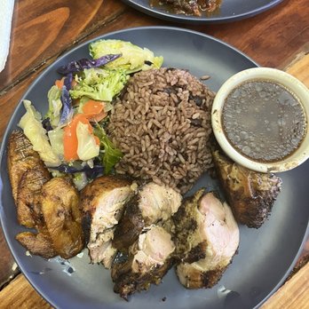 Sattdown Jamaican Grill - Jerk Chicken - Caribbean Near Me - Studio City, California Sattdown Jamaican Grill - Jerk Chicken - Caribbean Near Me - Studio City, California
