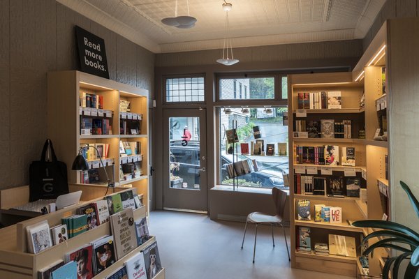 One Grand Books by null