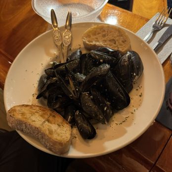 Galyn's - Dijon Mussels - Seafood Near Me - Bar Harbor, Maine