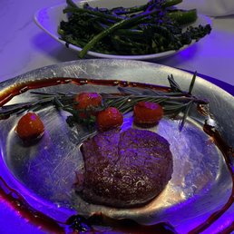 4 oz filet and broccolini 4 oz filet and broccolini