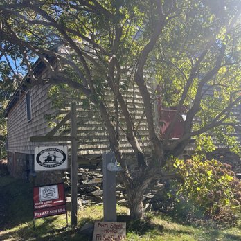 The Hard-Pressed Cider - Outside - Donuts Near Me - Jamestown, Rhode Island