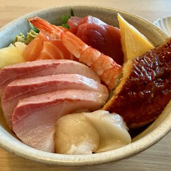 Sushi & Bowls - Chirashi Bowl - Sushi Bars Near Me - Kirkland, Washington Sushi & Bowls - Chirashi Bowl - Sushi Bars Near Me - Kirkland, Washington