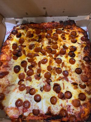 Bocce Club Pizza by null