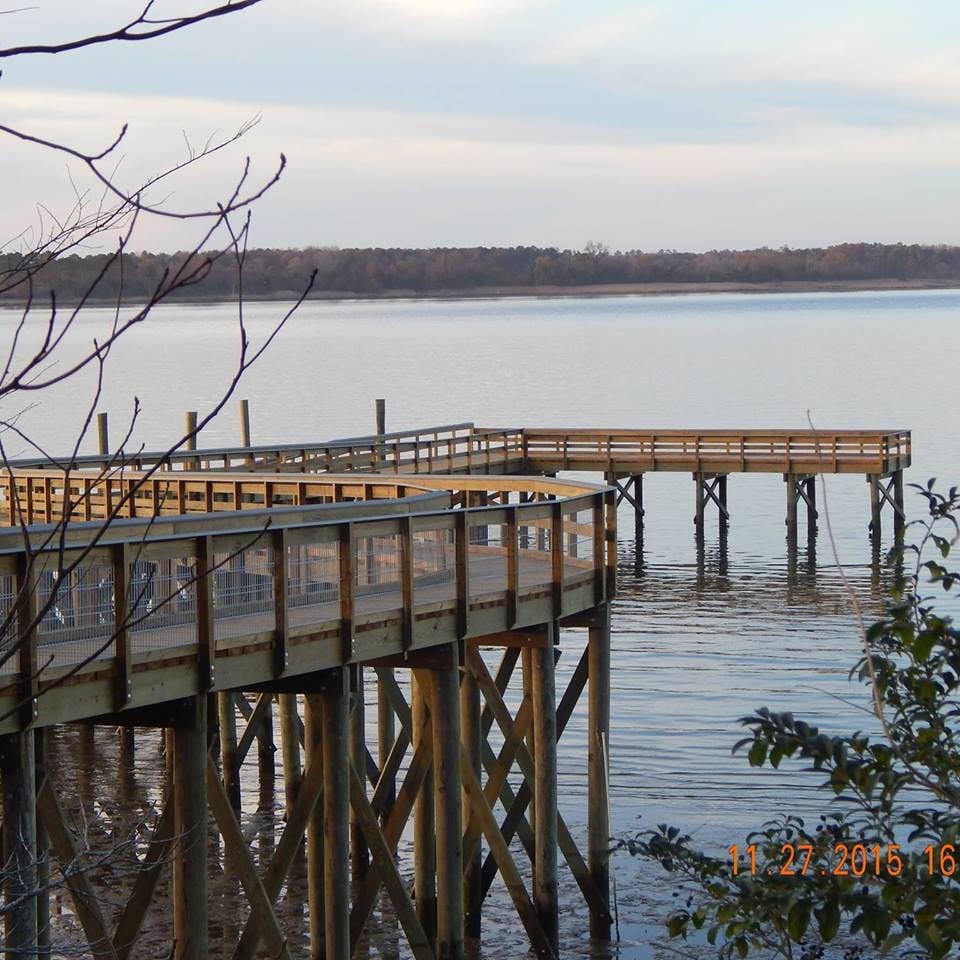 FARRIS MARINE AND DECKING SERVICES 2865 Seaboard Rd, Virginia Beach