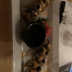 Fin Raw Bar and Kitchen - Crispy Tuna Roll Special