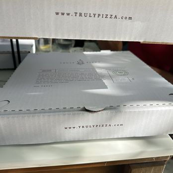 Truly Pizza - Pizza box - Pizza Near Me - Laguna Beach, California