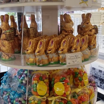 See's Candies - Chocolatiers & Shops Near Me - Canyon Country, California See's Candies - Chocolatiers & Shops Near Me - Canyon Country, California