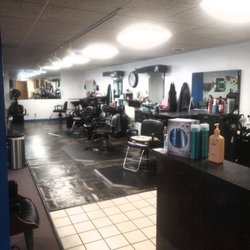 Style On Top Salon - Salon interior