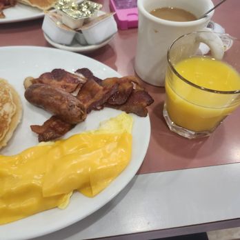 Douglas' Diner - Pancake breakfast special - American Near Me - Bound Brook, New Jersey
