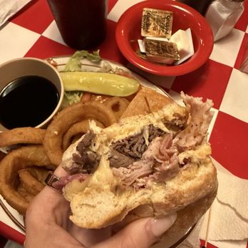 Smokin' Joe's Ribhouse - Dagwood Sandwich with onion rings - HIGHLY RECOMMEND!!! Amazing quality and flavors - Barbeque Near Me - Rogers, Arkansas