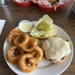 Classic Hamburger with no onion and no tomato upgraded to onion rings. Classic Hamburger with no onion and no tomato upgraded to onion rings.