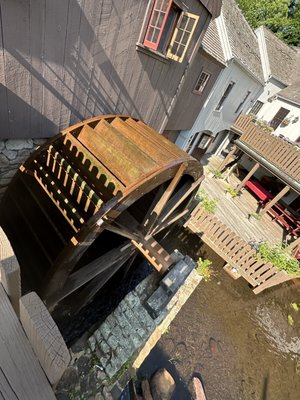 Plimoth Grist Mill by null