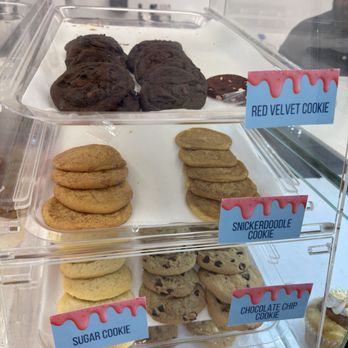Lil Cakes & Creamery - Ice Cream & Frozen Yogurt Near Me - Hanover, Maryland Lil Cakes & Creamery - Ice Cream & Frozen Yogurt Near Me - Hanover, Maryland